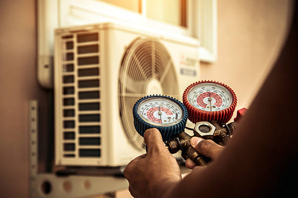 Professional Hvac Installation technician working in Moyock, NC